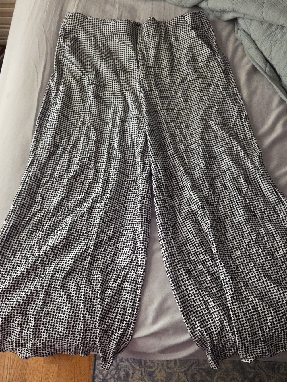 Torrid Black and White Houndstooth Trim Waistband Wide Leg Pants